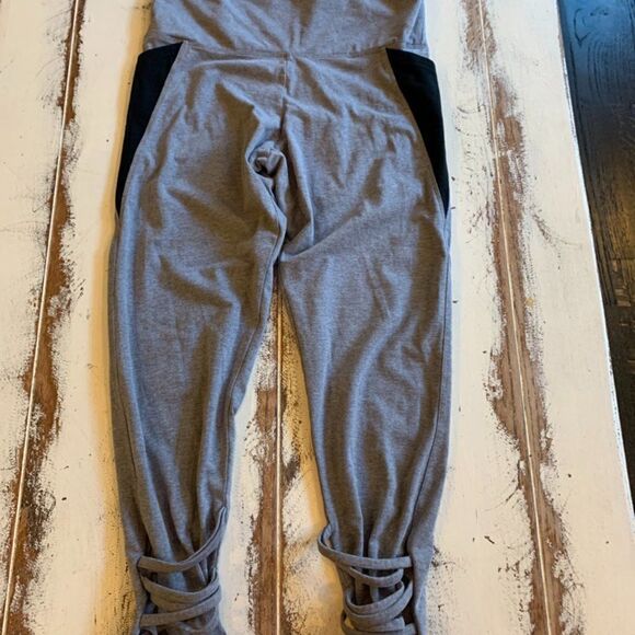 PINK Gray Legging  - Picture 1 of 7